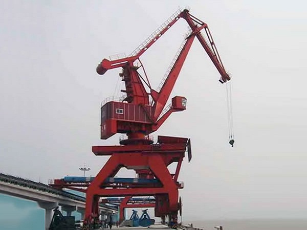 起重機(jī)回轉(zhuǎn)支承的維護(hù)保養(yǎng)以及基本檢查如何做？